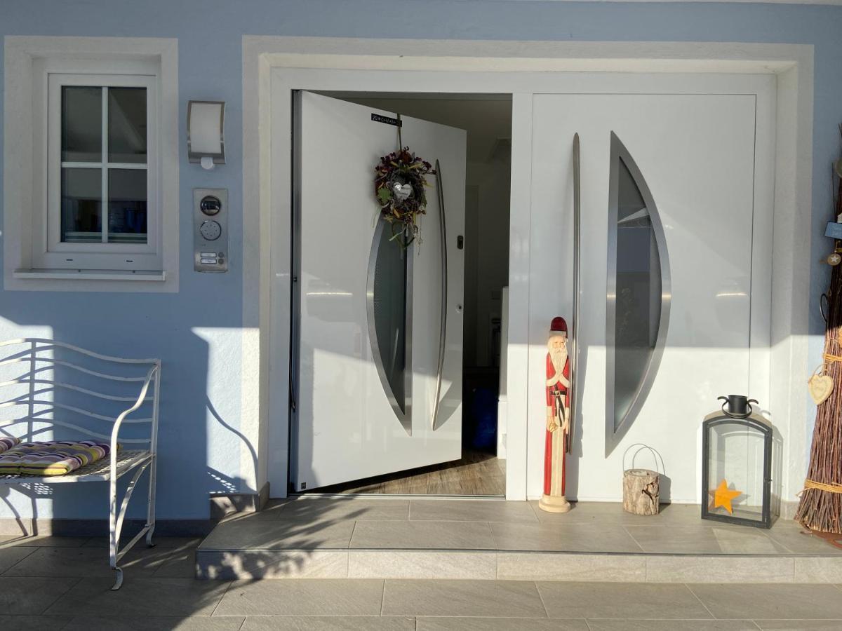 Homestay Blaue Haus - Ein Sommertraum Und Ein Wintermaerchen