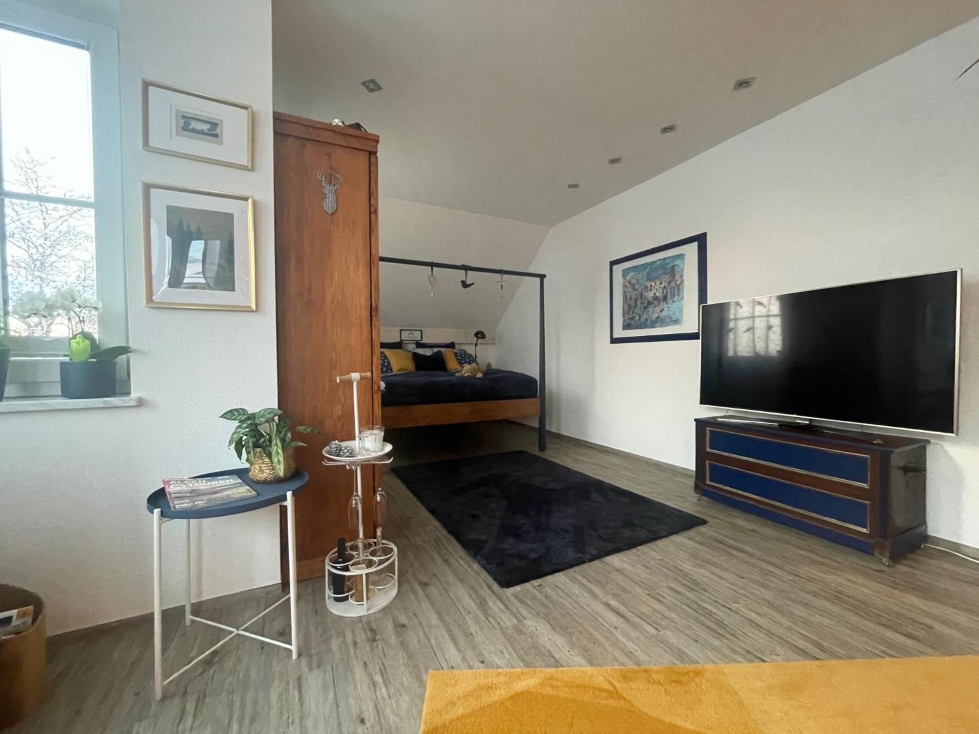 Blaue Haus - Ein Sommertraum Und Ein Wintermaerchen Homestay