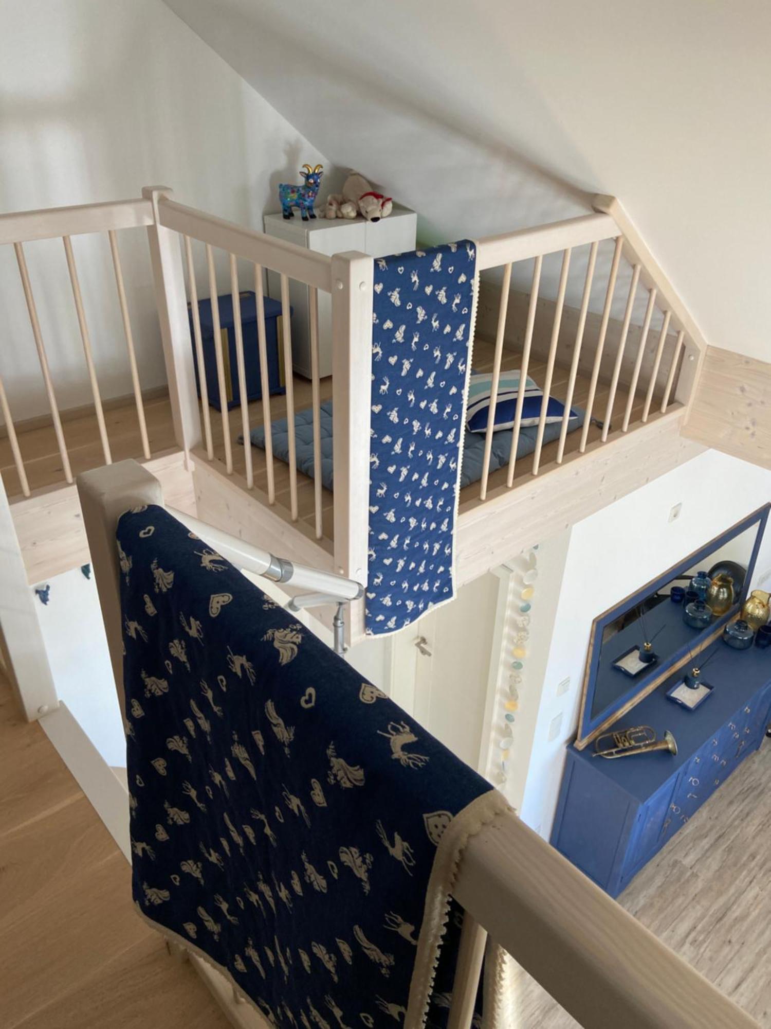 Homestay Blaue Haus - Ein Sommertraum Und Ein Wintermaerchen *