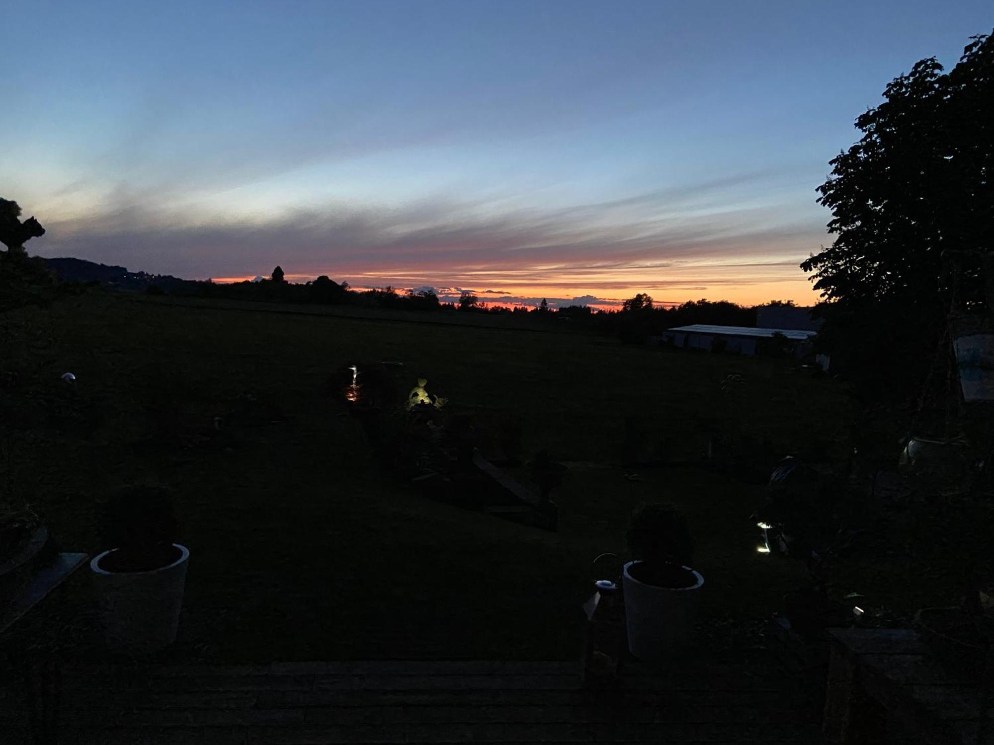 Homestay Blaue Haus - Ein Sommertraum Und Ein Wintermaerchen *